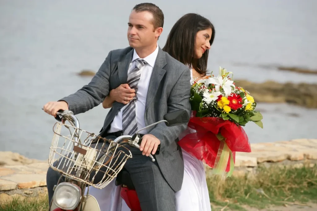 what-does-elope-mean-in-a-relationship